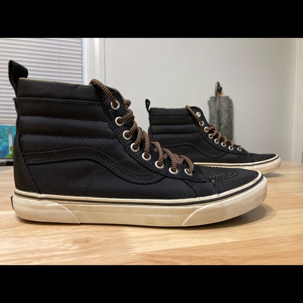 Vans MTE , size 9